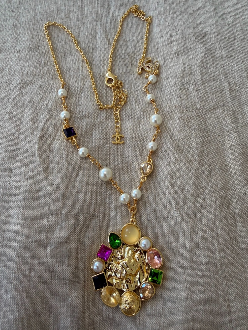 🌈Chanel Gold Multi-Gem Pendant Necklace with Pearls Green, Purple, Pink Accents✨